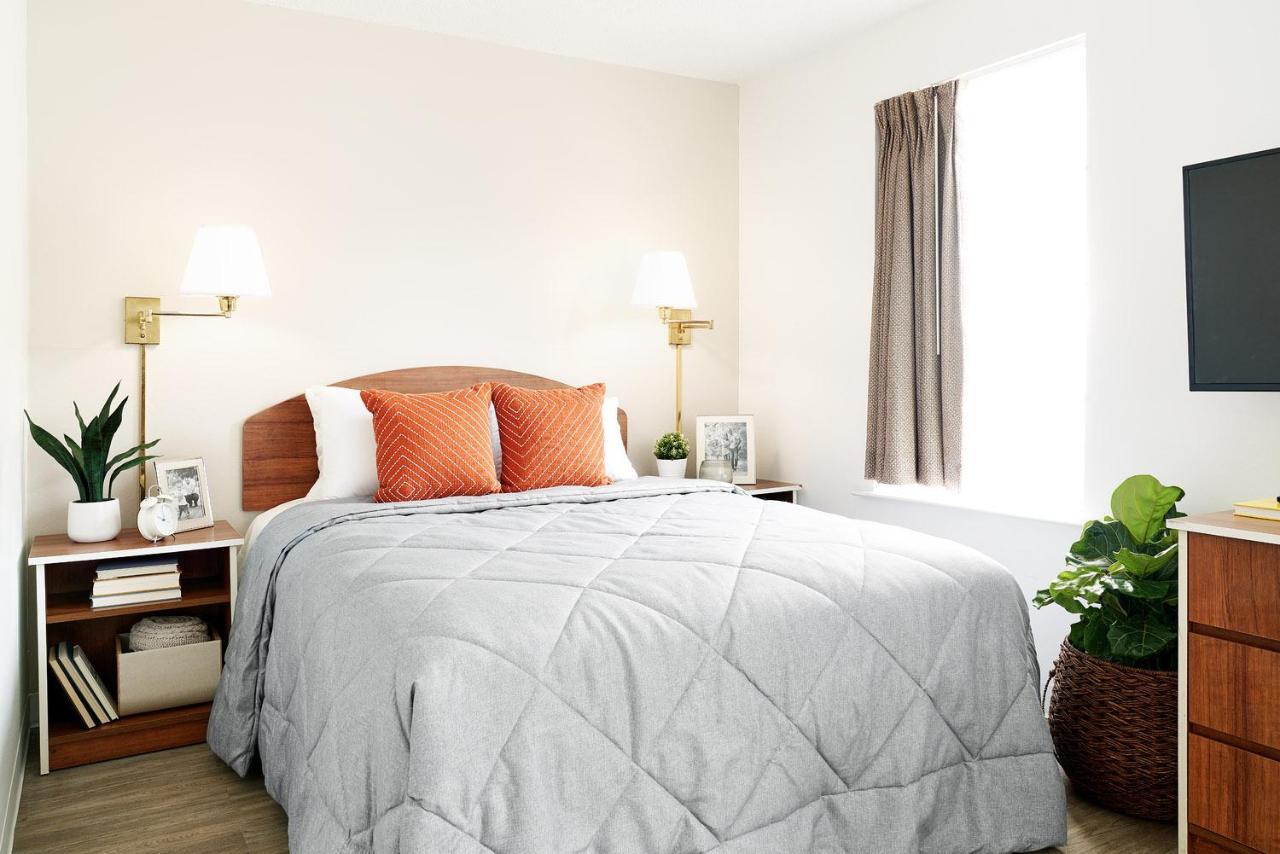 Intown Suites Extended Stay Raleigh Garner Nc Buitenkant foto